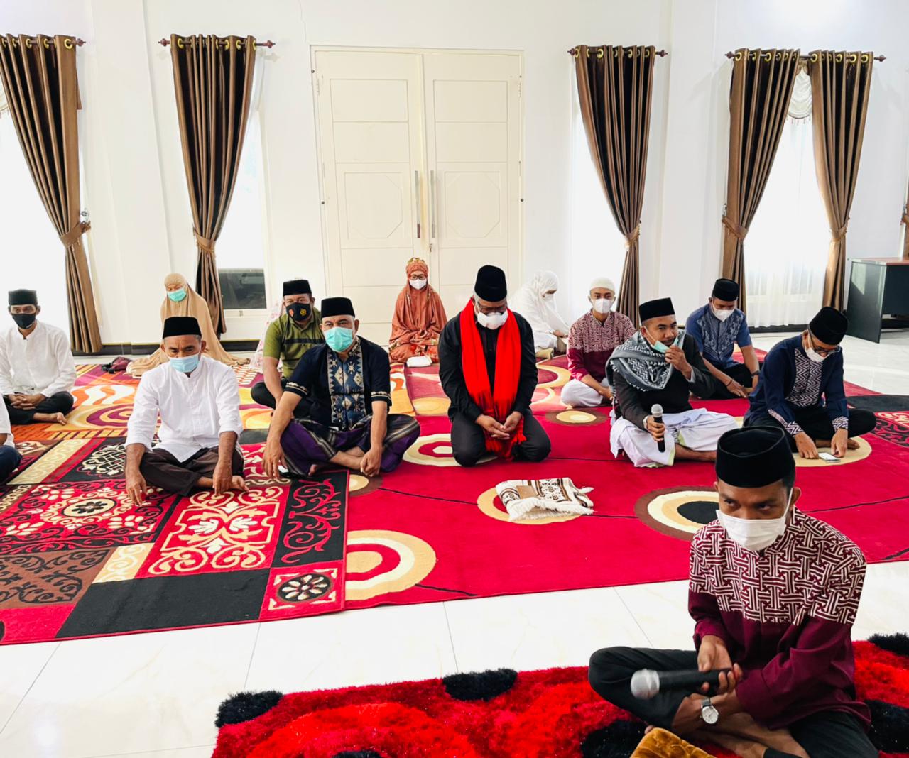 Pagi Ini Alumni Darul Nahza Jadi Imam Shalat ID Wali Kota Tidore