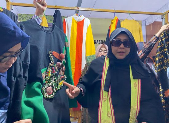Busana Khas Parepare Ditampilkan di Acara Sarasehan Istri Wali Kota se-Indonesia di Ternate