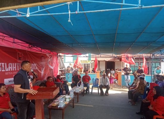 PDIP “Kepung” Dua Desa di Morotai, Kampanyekan Caleg Hingga Ganjar-Mahfud